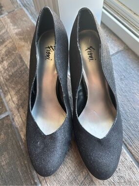 FIONI Black Shimmer High Heels